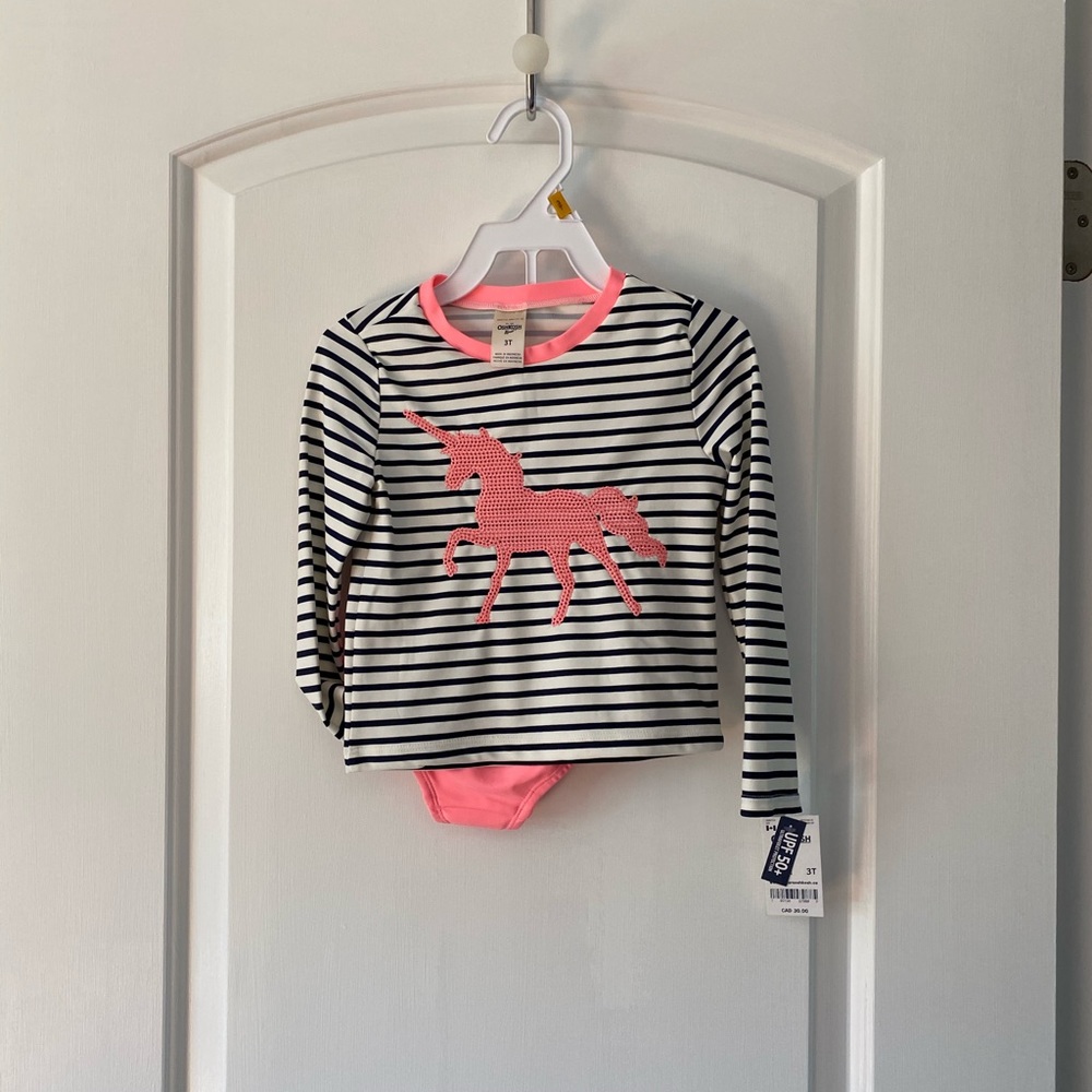 NEW rash guard set size 3T